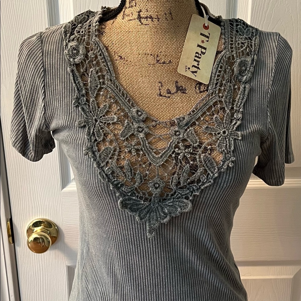 NWT-Sz. L T Party Lace Detail Top